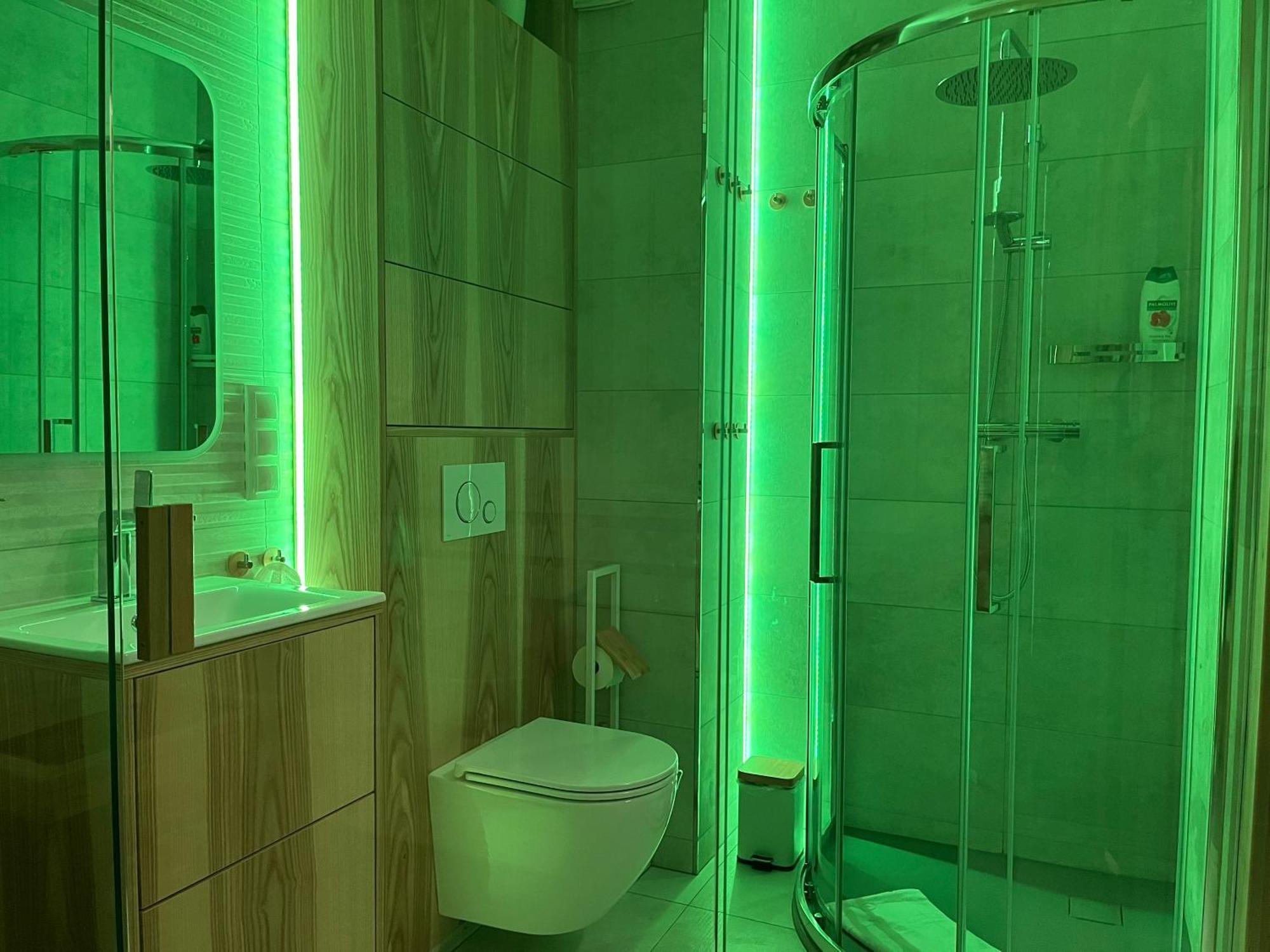Jesionowe Apartamenty Nad Odra, Stare Miasto, Sauna W Jednym, Klimatyzacja , Garaz Podziemny 0 Zl, Odra River , Old Town, New Building, Air Conditioning, Sauna-One, Underground Garage Free Vratislav Exteriér fotografie